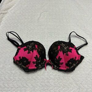 Victoria’s Secret Push-Up Bra  Size 34D